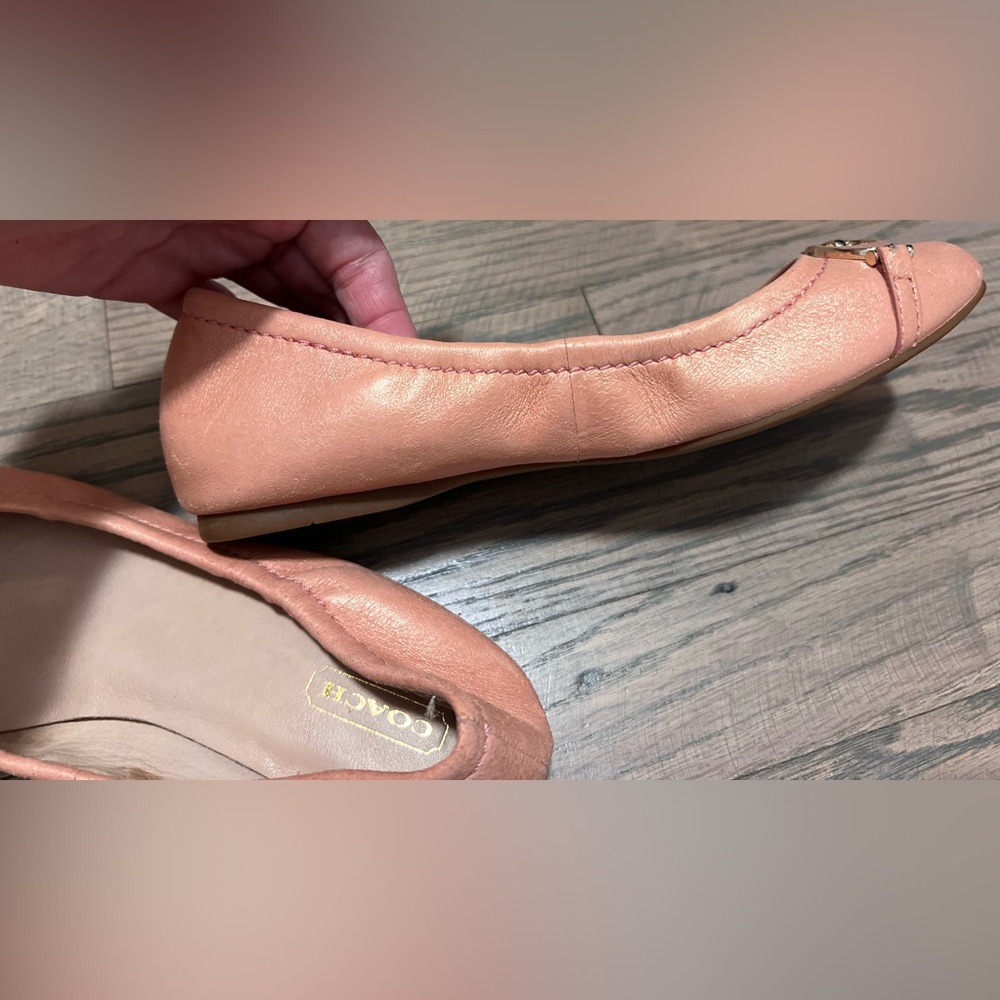 Coach ballet flats women’s shoes size 6 pale pink slip on - Picture 9 of 13